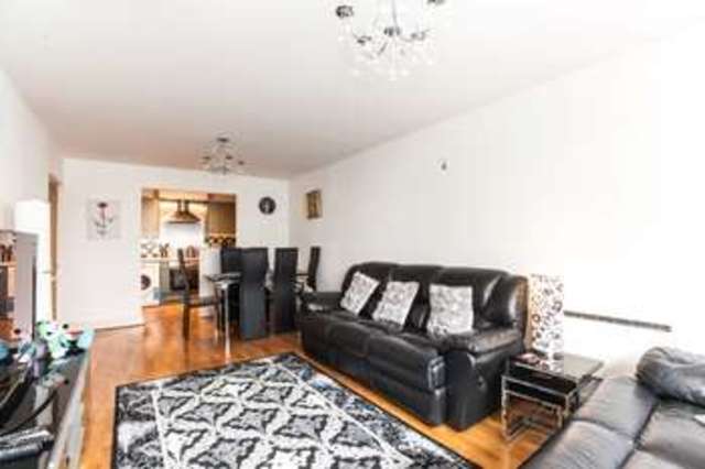  Image of 2 Bedroom Flat  For Sale at Docklands, E14 3WD