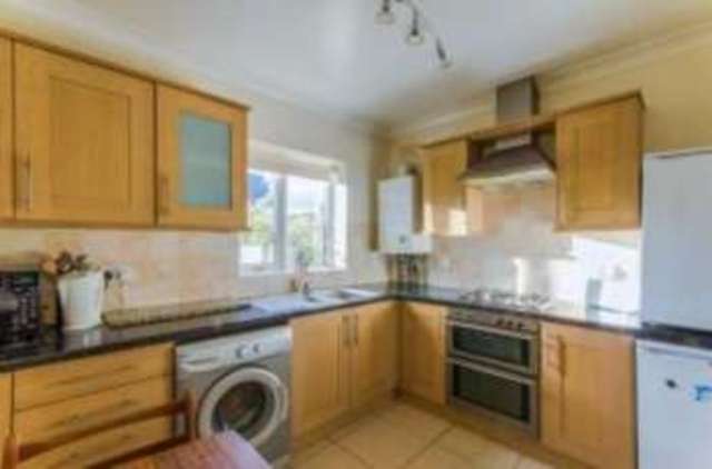  Image of 1 Bedroom Flat  For Sale at Belle Vue Doncaster Bessacarr, DN4 5EH