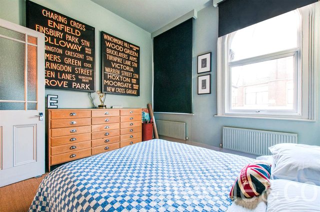  Image of 2 Bedroom Detached  To Rent at London  Farringdon, EC1V 4JW