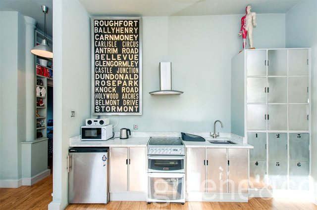  Image of 2 Bedroom Detached  To Rent at London  Farringdon, EC1V 4JW