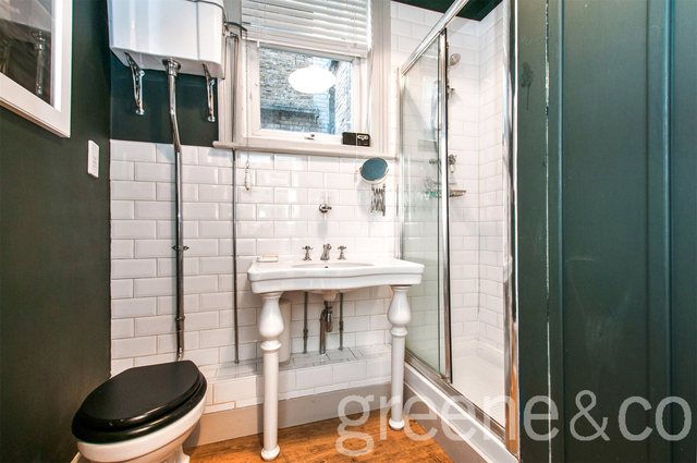  Image of 2 Bedroom Detached  To Rent at London  Farringdon, EC1V 4JW