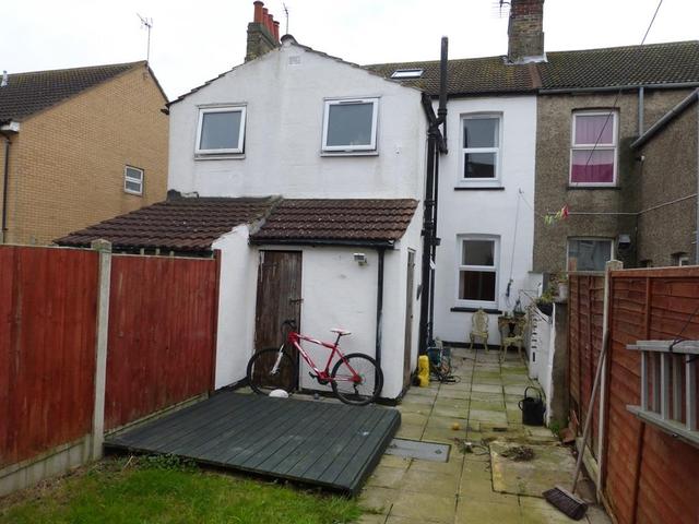  Image of 2 Bedroom Terraced  For Sale at St Johns Road  Lowestoft, NR33 0PH