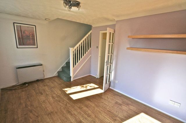  Image of 1 Bedroom Terraced  To Rent at St Martins Walk  Ely, CB7 4QF