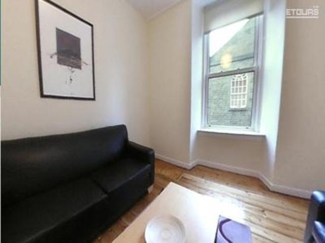  Image of 3 Bedroom Flat  To Rent at Dundee  Dundee, DD1 4JJ