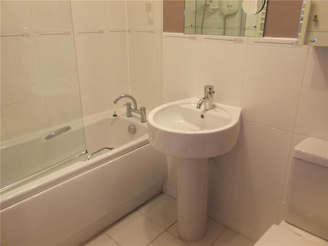  Image of 1 Bedroom Flat  To Rent at Charing Cross Glasgow Glasgow, G3 8EU