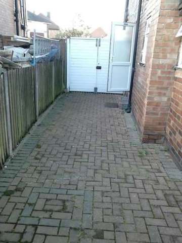  Image of 3 Bedroom Semi-Detached  To Rent at St Wystans Road  Derby, DE22 3JY