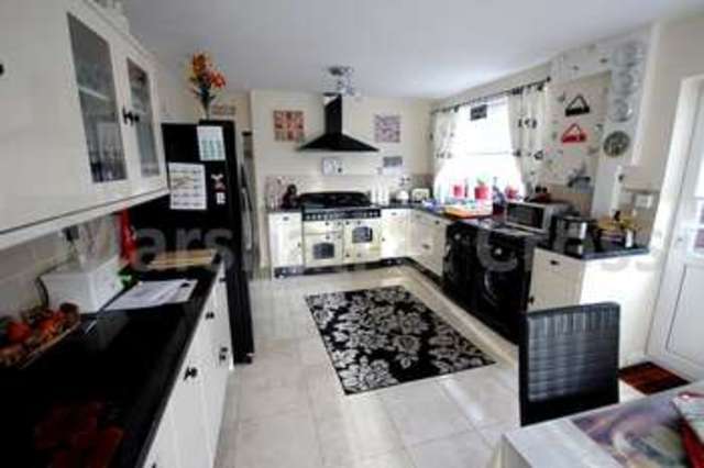  Image of 4 Bedroom Detached  For Sale at Stanwell Way  Wellingborough, NN8 3DD