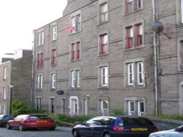  Image of 2 Bedroom Flat  To Rent at Dundee  Dundee, DD2 1AF