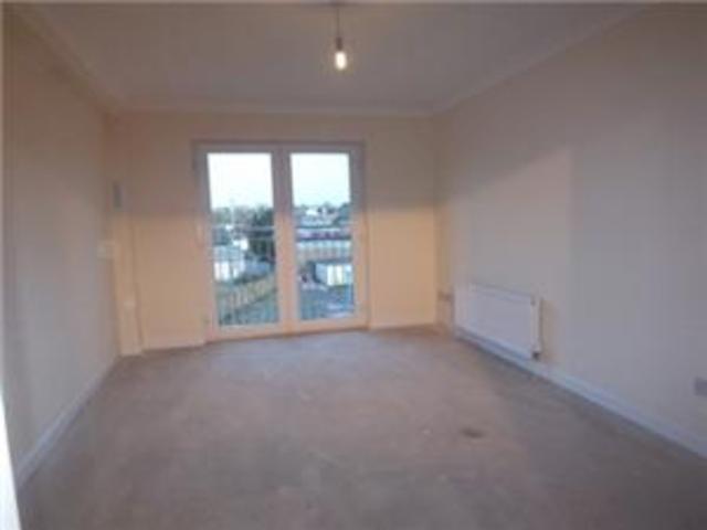  Image of 2 Bedroom Flat  To Rent at Lambhill Glasgow Glasgow, G22 6RB