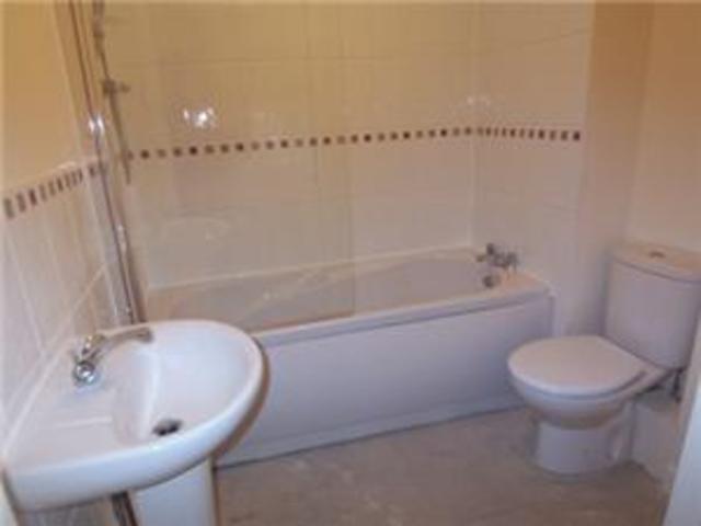  Image of 2 Bedroom Flat  To Rent at Lambhill Glasgow Glasgow, G22 6RB