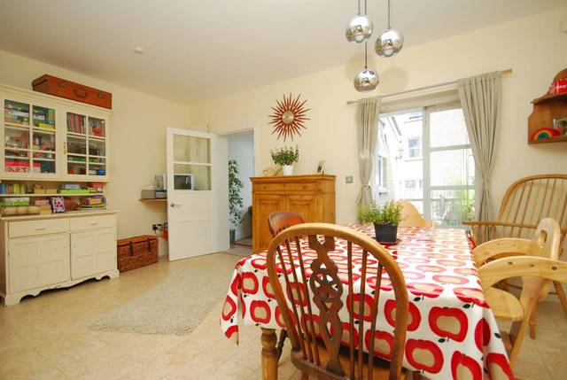  Image of 3 Bedroom Detached  For Sale at Straightsmouth  Greenwich, SE10 9LB