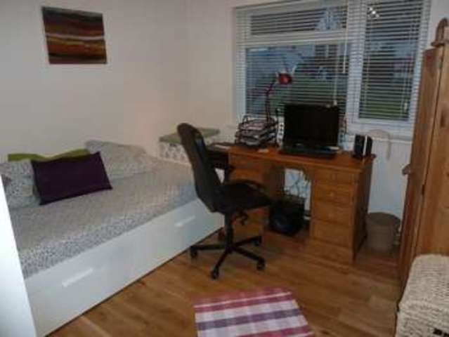  Image of 2 Bedroom Detached  For Sale at Struan Drive Ashley Heath Ringwood, BH24 2HD