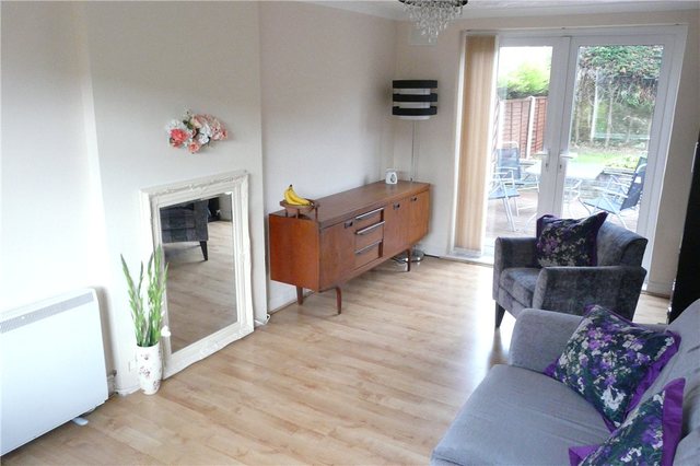  Image of 2 Bedroom Town House  For Sale at Shipley West Yorkshire Shipley, BD18 2EZ