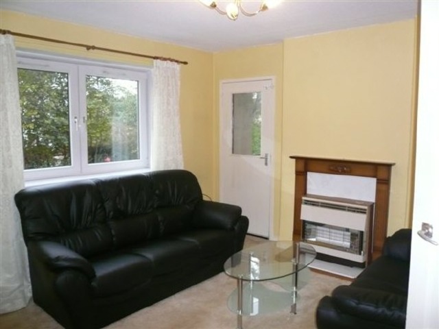  Image of 2 Bedroom Flat  To Rent at Edinburgh  Liberton, EH16 5TP