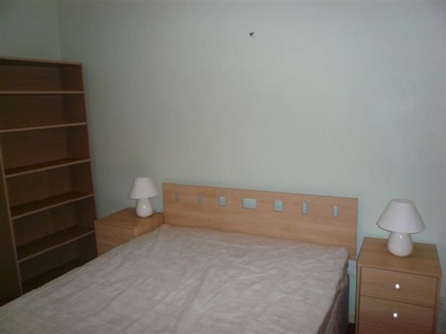  Image of 2 Bedroom Flat  To Rent at Edinburgh  Liberton, EH16 5TP