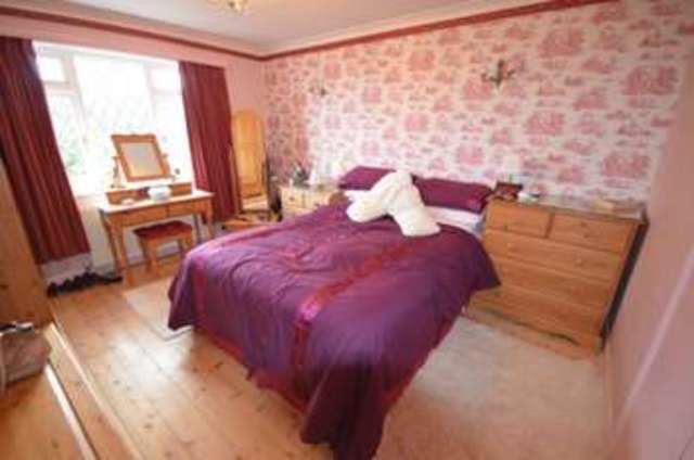  Image of 2 Bedroom Bungalow  For Sale at Sutton Close  Langdon House, EX7 0DS