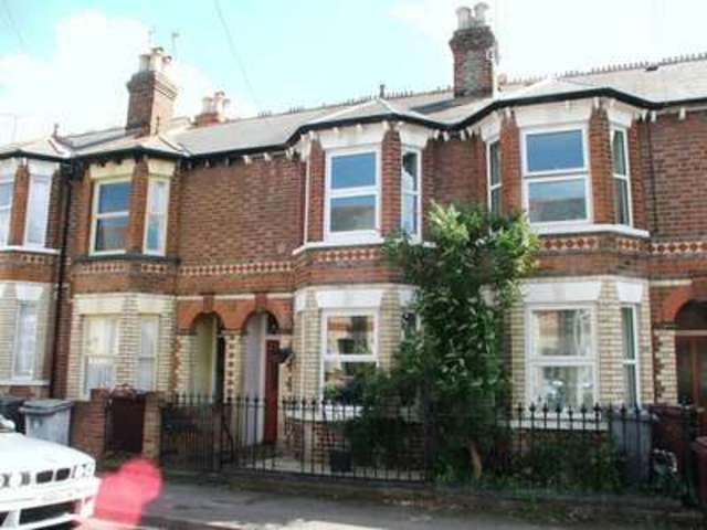  Image of 2 Bedroom Terraced  For Sale at Swainstone Road  Reading, RG2 0DX