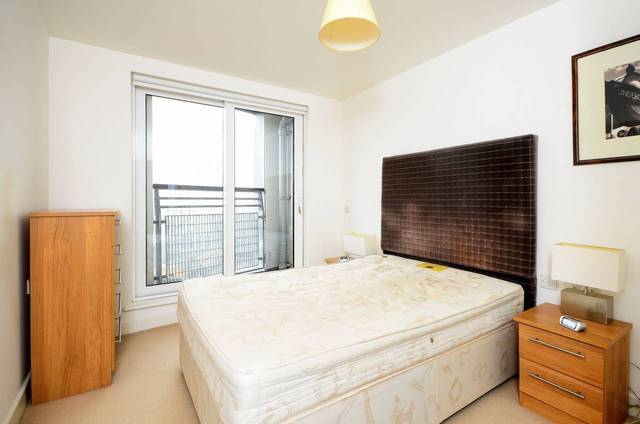  Image of 2 Bedroom Flat  For Sale at Tarves Way  Greenwich, SE10 9JE