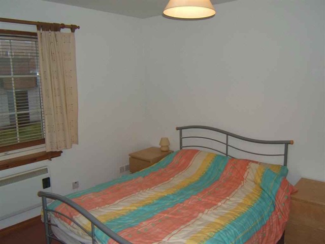  Image of 2 Bedroom Flat  To Rent at Livingston West Lothian West Lothian, EH54 8SY