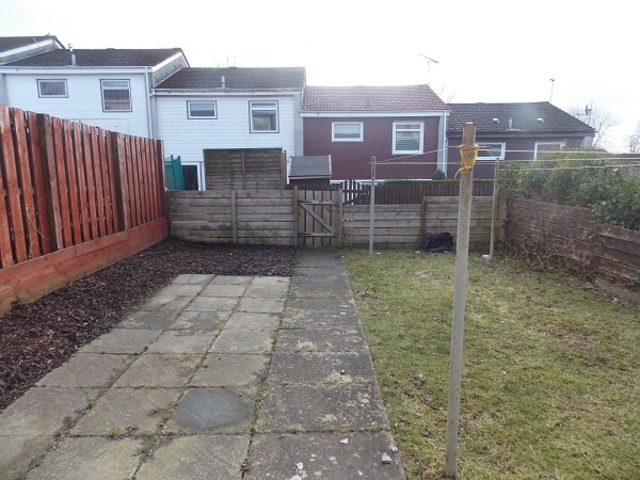  Image of 4 Bedroom Terraced  To Rent at East Kilbride South Lanarkshire South Lanarkshire, G75 8UT