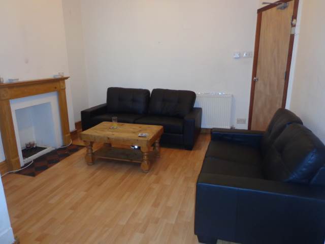  Image of 4 Bedroom Detached  To Rent at Cathays Cardiff Roath, CF24 4QU