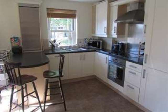  Image of 2 Bedroom Flat  For Sale at Street, BA16 0AP