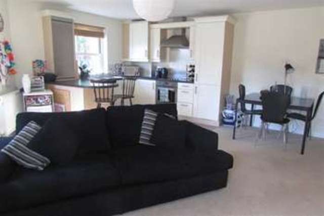  Image of 2 Bedroom Flat  For Sale at Street, BA16 0AP