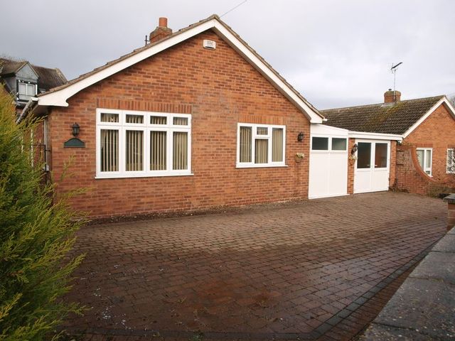  Image of 2 Bedroom Detached  For Sale at The Green Elston Newark, NG23 5PF