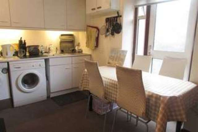  Image of 3 Bedroom Terraced  For Sale at Street, BA16 0AG