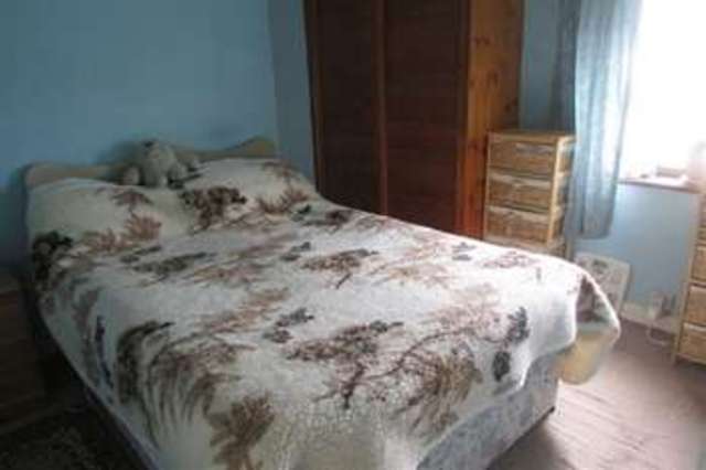  Image of 3 Bedroom Terraced  For Sale at Street, BA16 0AG