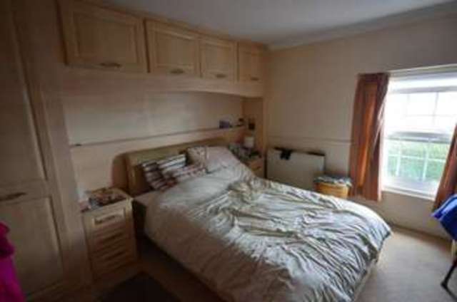  Image of 3 Bedroom Detached  For Sale at The Strand  Starcross, EX6 8PA
