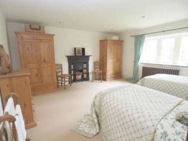  Image of 6 Bedroom Detached  For Sale at Chapel-en-le-Frith  High Peak, SK23 0QL
