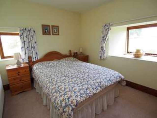  Image of 3 Bedroom Detached  For Sale at Chapel-en-le-Frith  High Peak, SK23 0QL