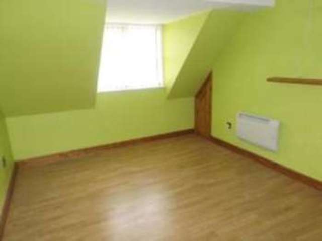  Image of 2 Bedroom Maisonette  For Sale at Finedon Wellingborough Finedon, NN9 5HU
