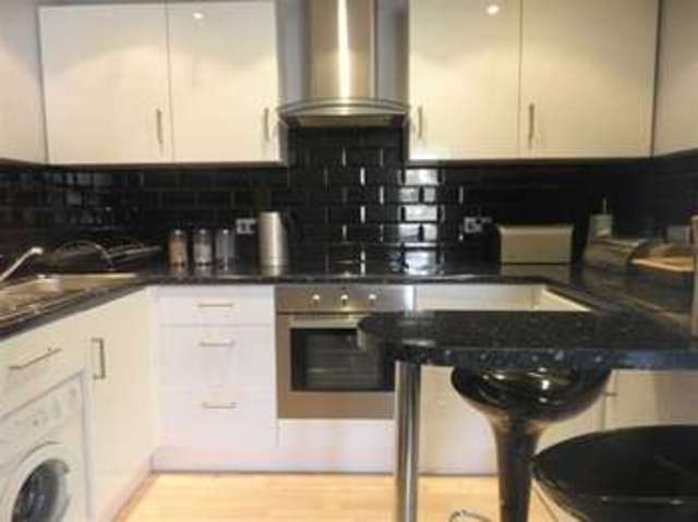  Image of 2 Bedroom Flat  For Sale at Street, BA16 9PJ