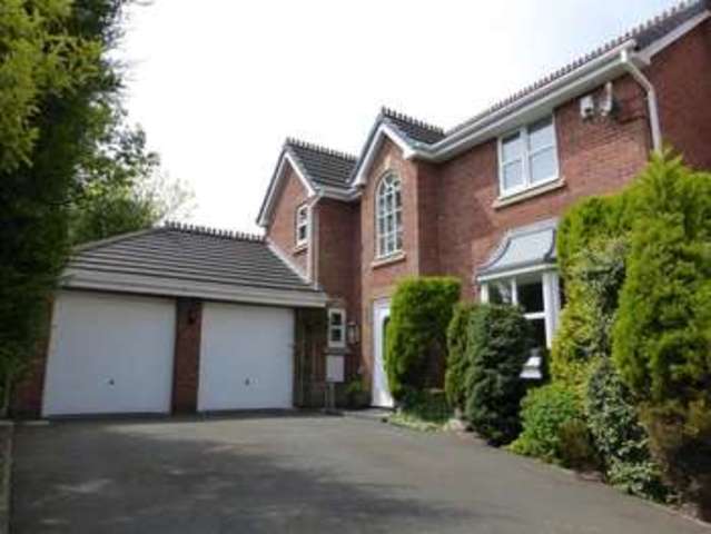  Image of 4 Bedroom Detached  For Sale at Thistle Close Hesketh Bank Preston, PR4 6TP