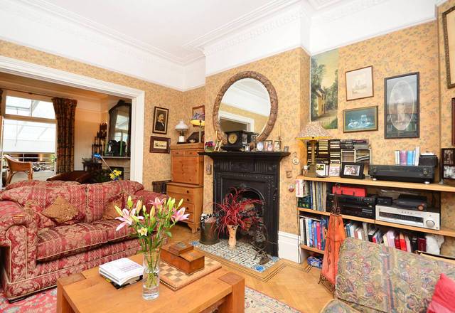  Image of 6 Bedroom Detached  For Sale at Thistlewaite Road  Clapton, E5 0QG