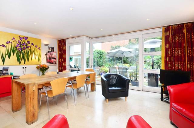  Image of 6 Bedroom Detached  For Sale at Thistlewaite Road  Clapton, E5 0QG