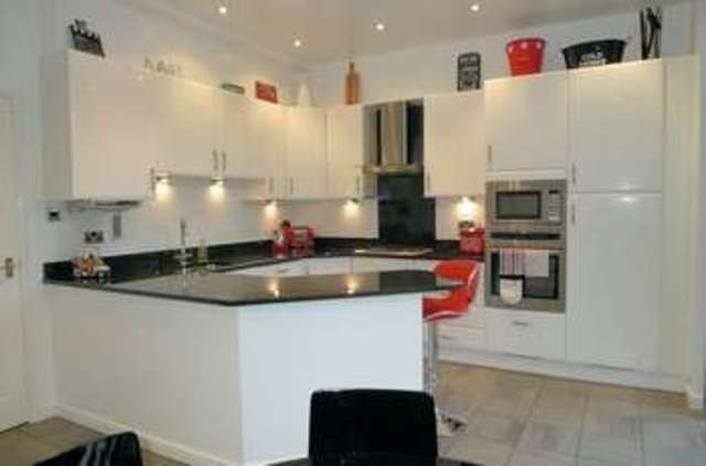 Image of 3 Bedroom Mews  For Sale at Threadfold Way Eagley Bolton, BL7 9DN