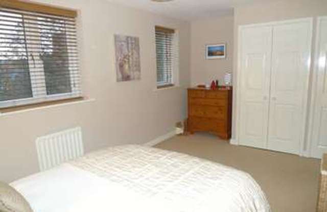  Image of 3 Bedroom Mews  For Sale at Threadfold Way Eagley Bolton, BL7 9DN