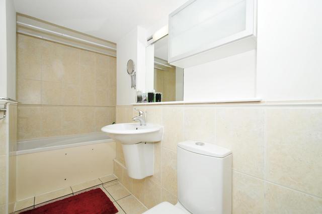  Image of 2 Bedroom Flat  For Sale at Sandland Street London High Holborn, WC1R 4PZ
