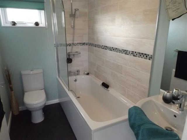  Image of 2 Bedroom Retirement Property  For Sale at Bedford Road Lower Stondon Henlow, SG16 6DU
