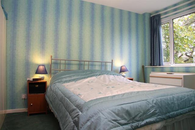  Image of 4 Bedroom Detached  For Sale at Leeds  Tinshill, LS16 7DU