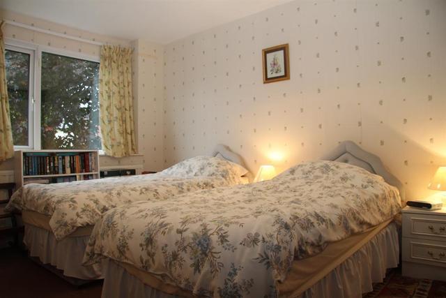  Image of 4 Bedroom Detached  For Sale at Leeds  Tinshill, LS16 7DU