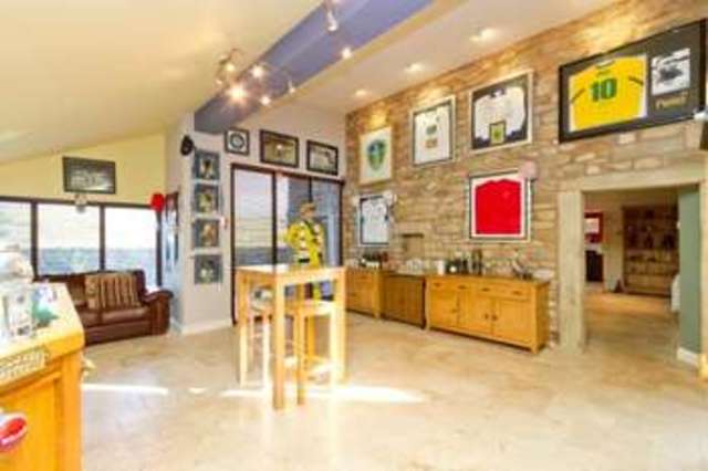  Image of 4 Bedroom Barn Conversion  For Sale at Giggleswick Settle Giggleswick, BD24 0DY