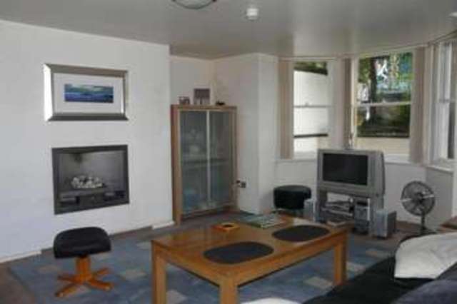  Image of 1 Bedroom Apartment  For Sale at Ilkley West Yorkshire Ilkley, LS29 8SU