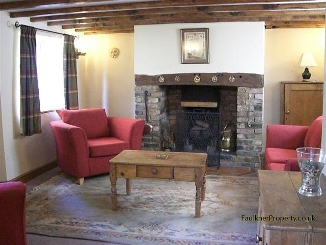  Image of 2 Bedroom Cottage  To Rent at Buckingham, MK18 1NT