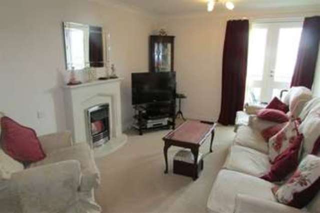  Image of 2 Bedroom Flat  For Sale at Street, BA16 0FE