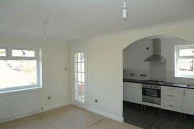  Image of 2 Bedroom Detached  To Rent at Traeth Melyn Deganwy Conwy, LL31 9DP