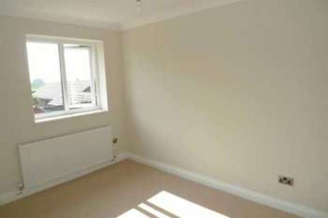  Image of 2 Bedroom Detached  To Rent at Traeth Melyn Deganwy Conwy, LL31 9DP